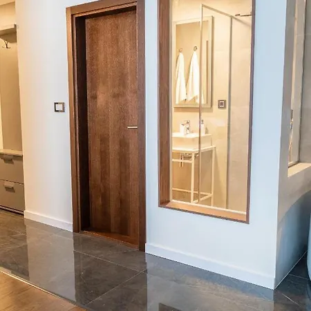 9 Nine - Luxury & Apartment Belgrade