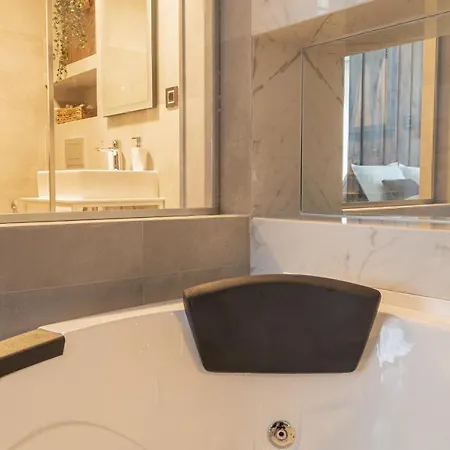 Apartment 9 Nine - Luxury &